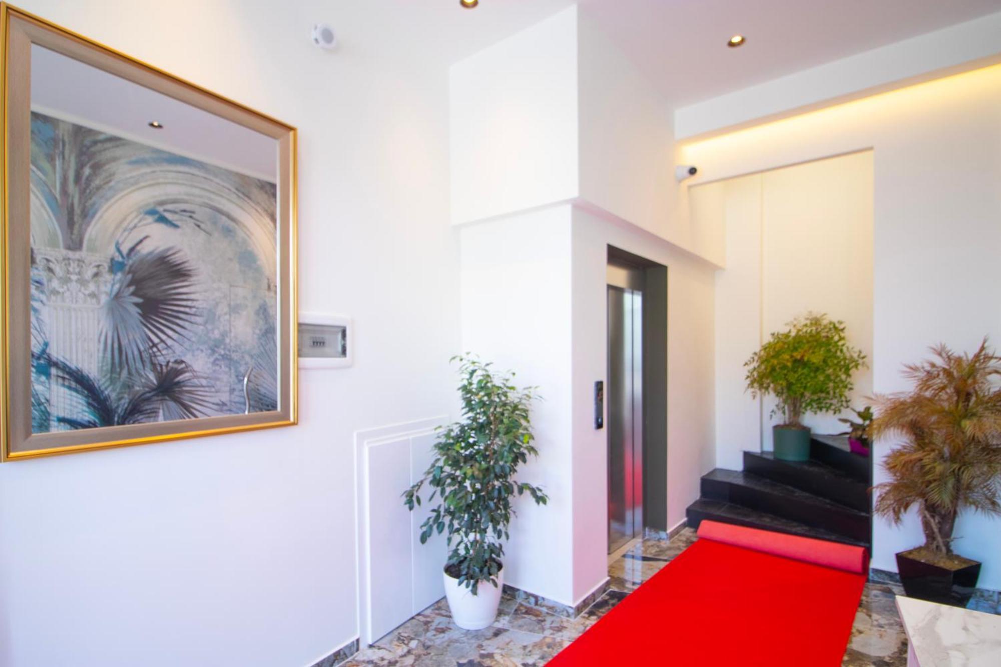 Hotel Ambasada Qta Paskuqan Экстерьер фото