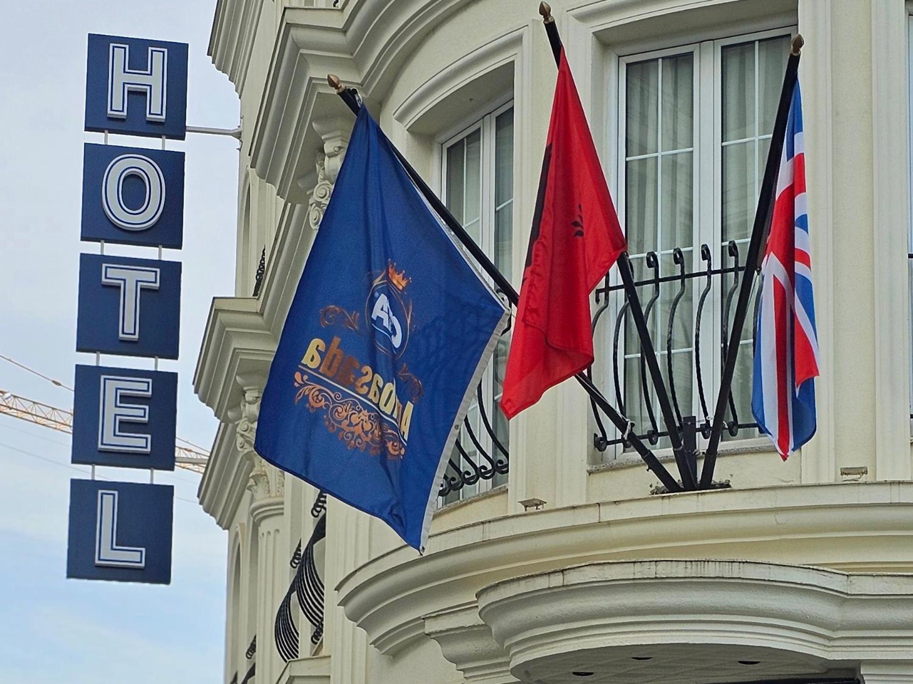 Hotel Ambasada Qta Paskuqan Экстерьер фото